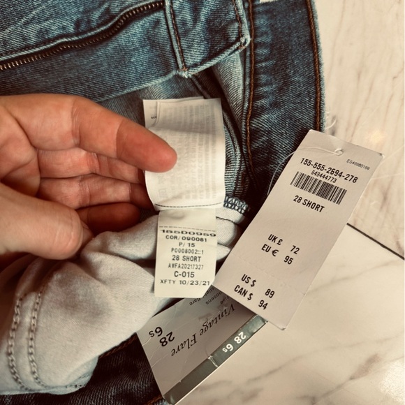 NWT Abercrombie & Fitch 70s Vintage Flare Jeans size 28S - Picture 5 of 8
